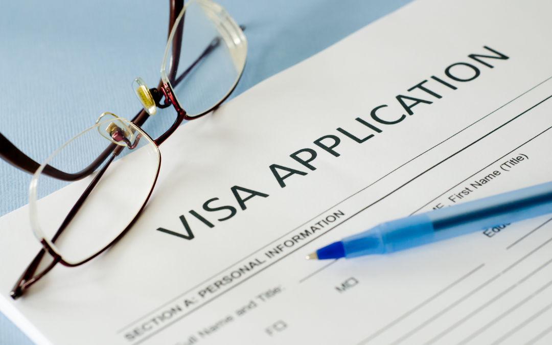 Hogyan kaphatunk E2 vízumot 2023-ban lépésről-lépésre